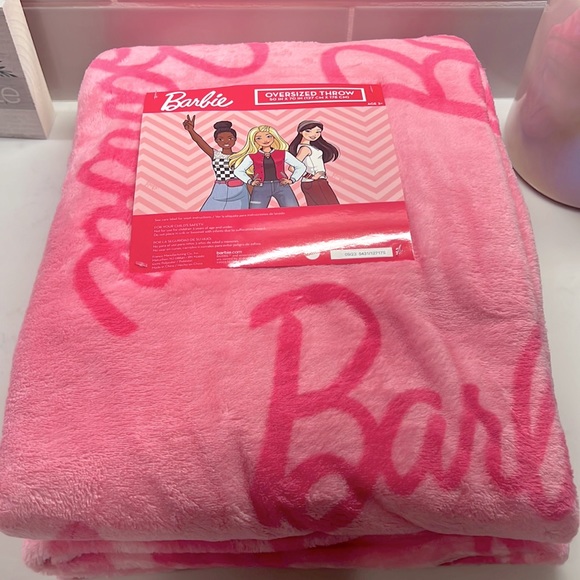 Barbie Other - NWT BARBIE Oversized In Repeat Throw! 50” W 70” L